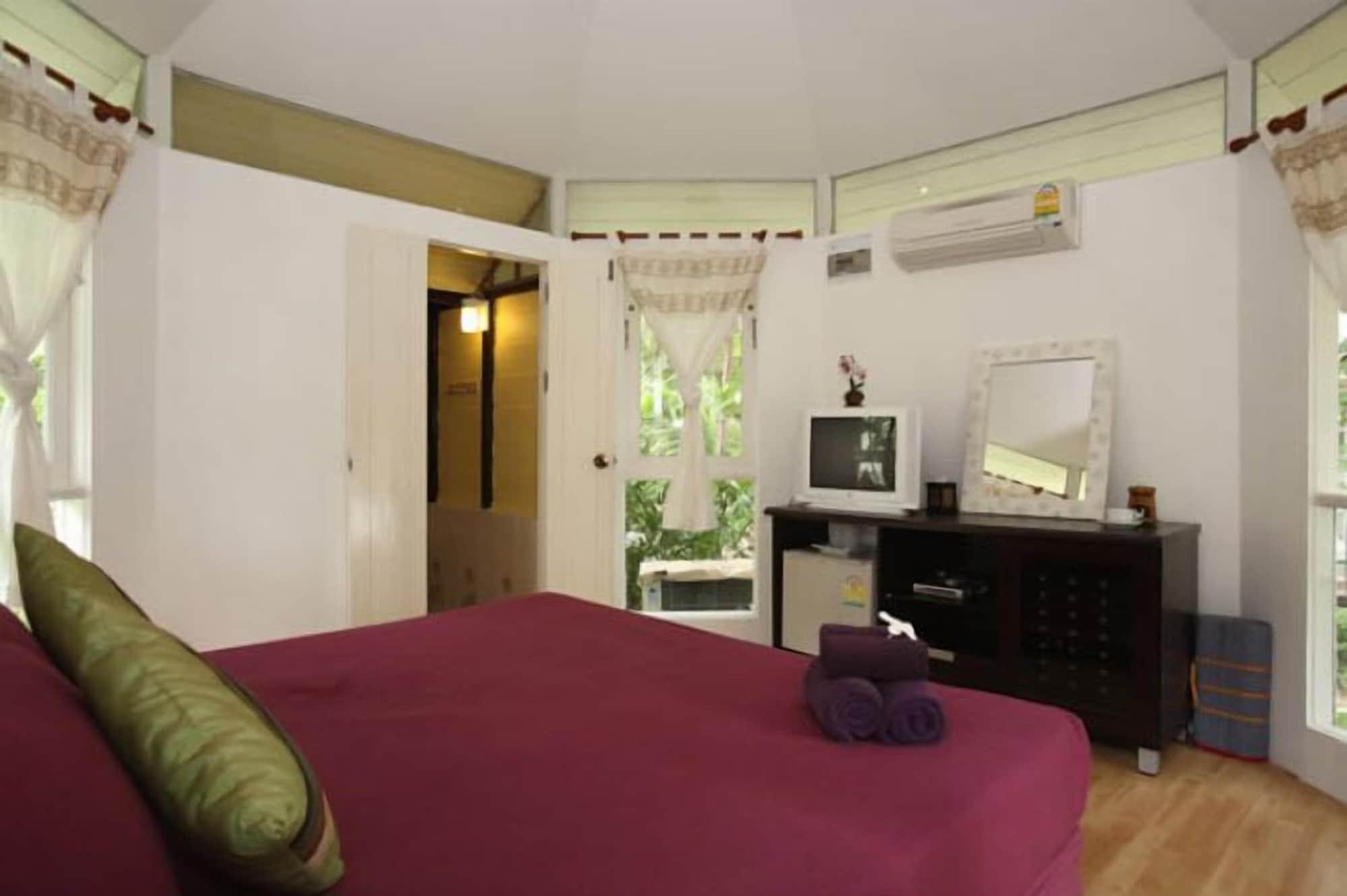 Nimmanoradee Resort - Sha Plus Certified Koh Samet Exterior foto